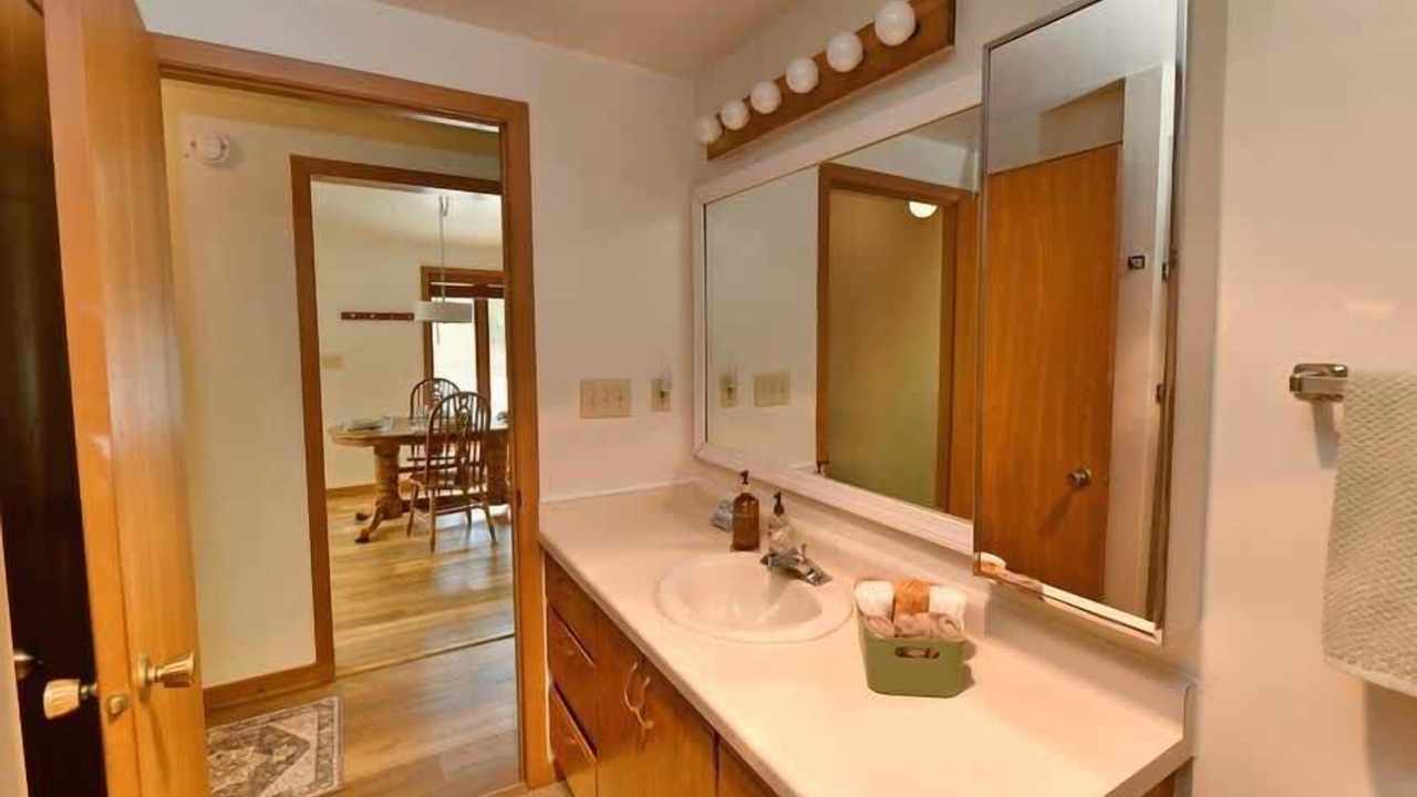 Photo of Bathroom in Ellison Bay