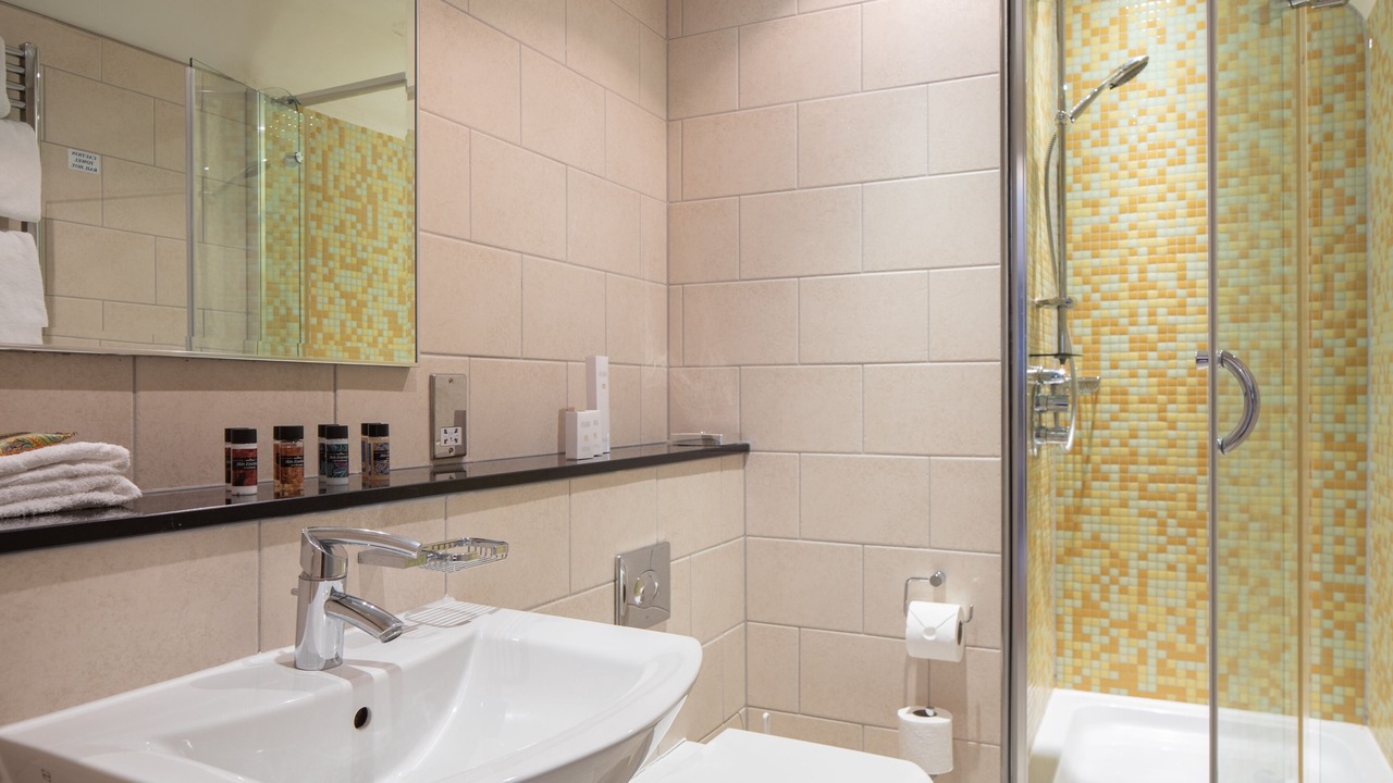 Photo of Bathroom in Stratford-upon-Avon