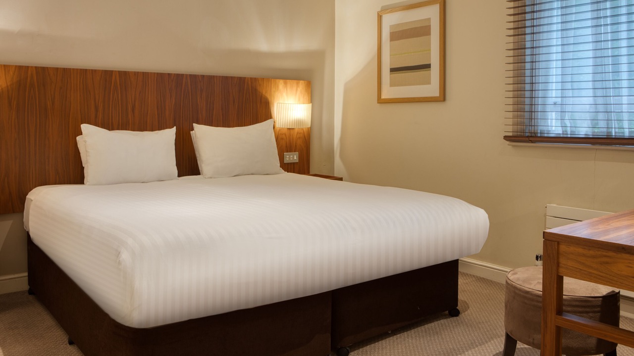 Photo of Bedroom in Stratford-upon-Avon