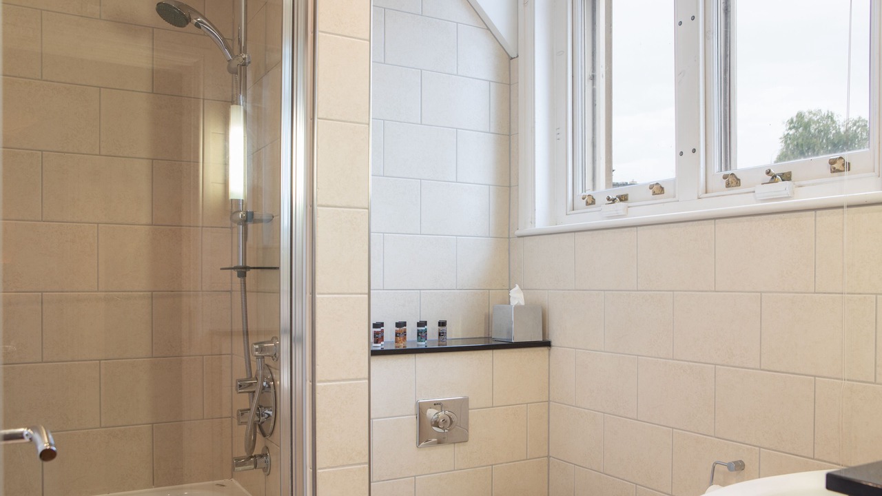 Photo of Bathroom in Stratford-upon-Avon