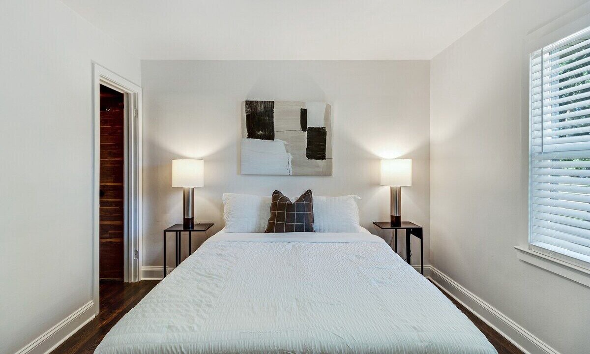 Photo of Bedroom in Ferndale