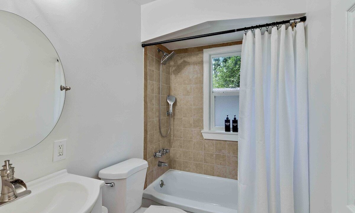 Photo of Bathroom in Ferndale