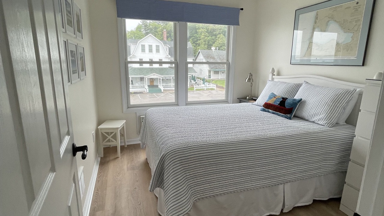 Photo of Bedroom in Onekama