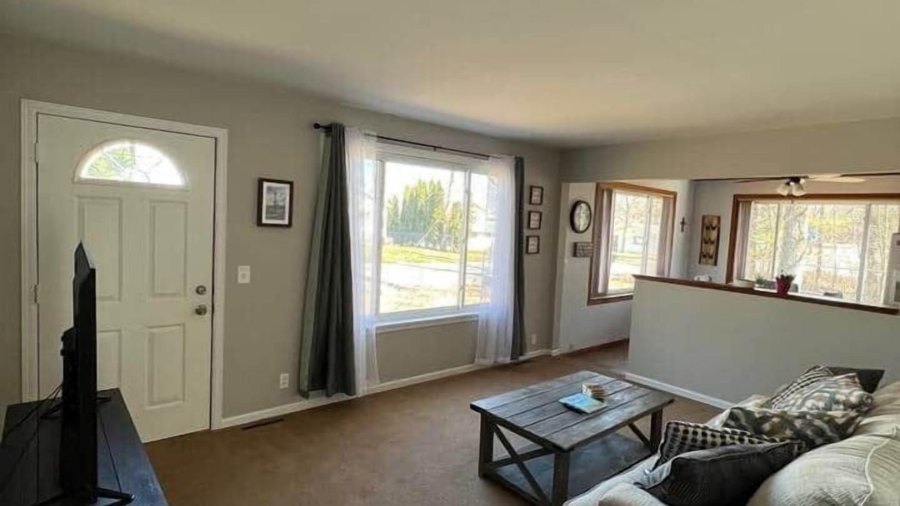 Photo of Livingroom in Newaygo