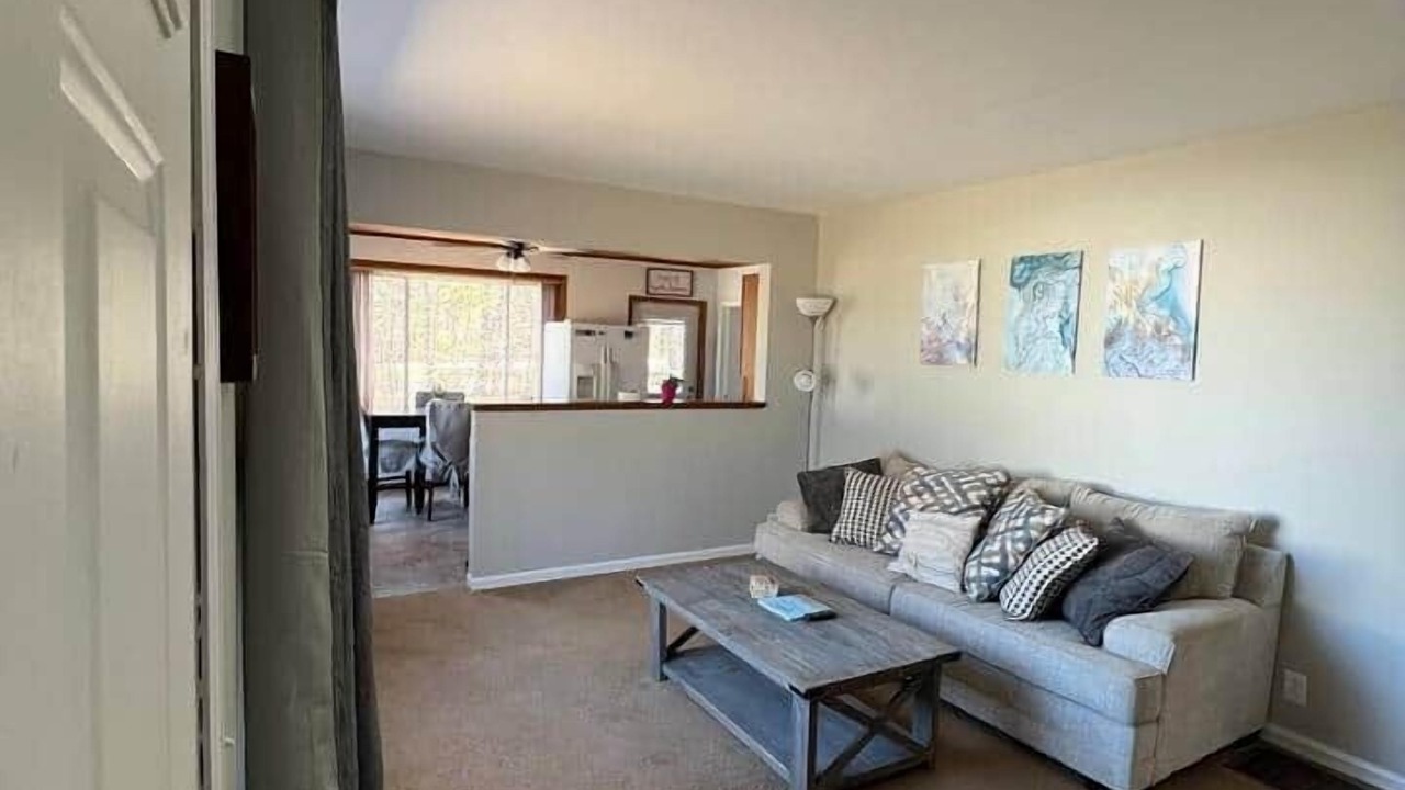 Photo of Livingroom in Newaygo