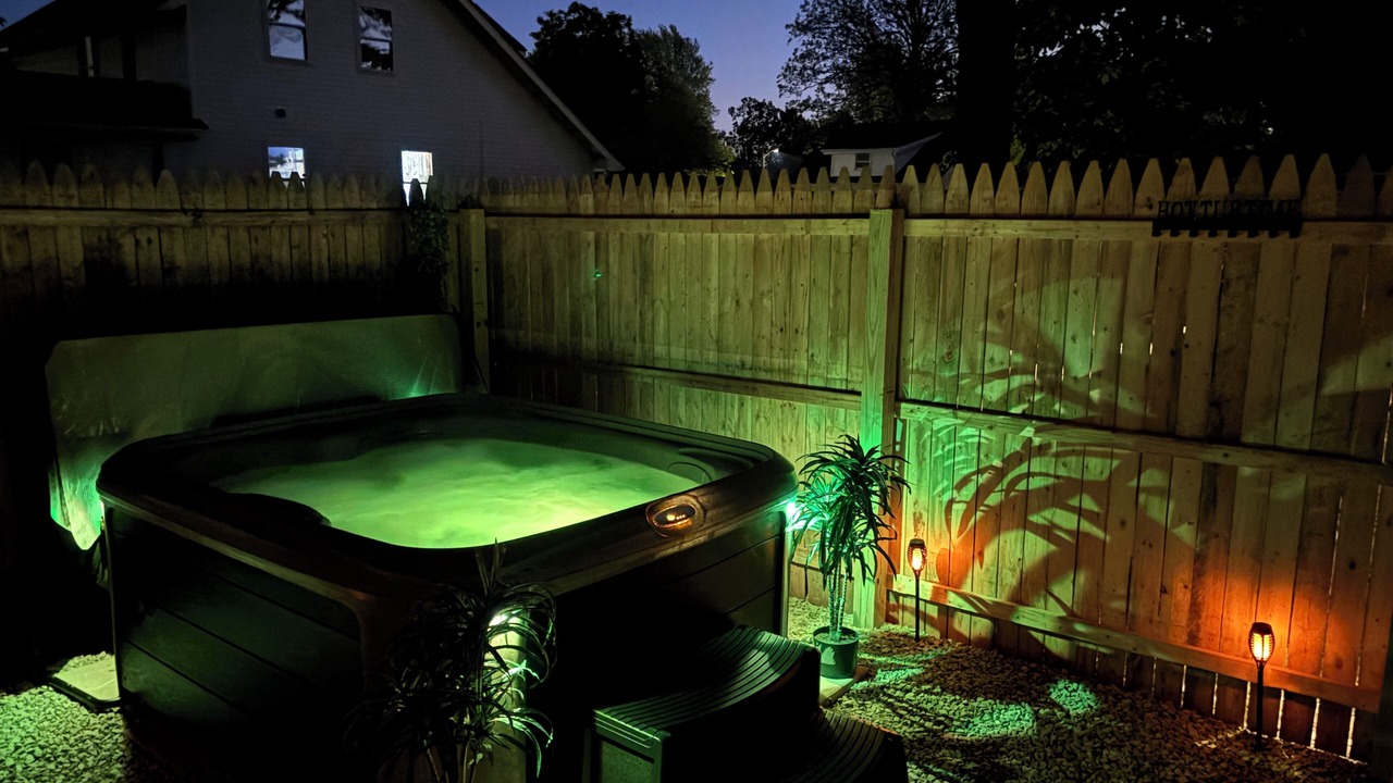 Photo of Patio Balcony in Woodland Beach