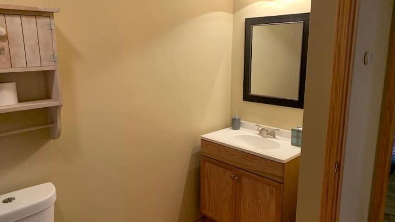 Photo of Bathroom in Suring