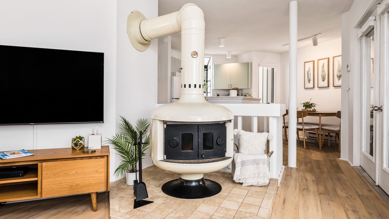 Photo of Livingroom in Maple City
