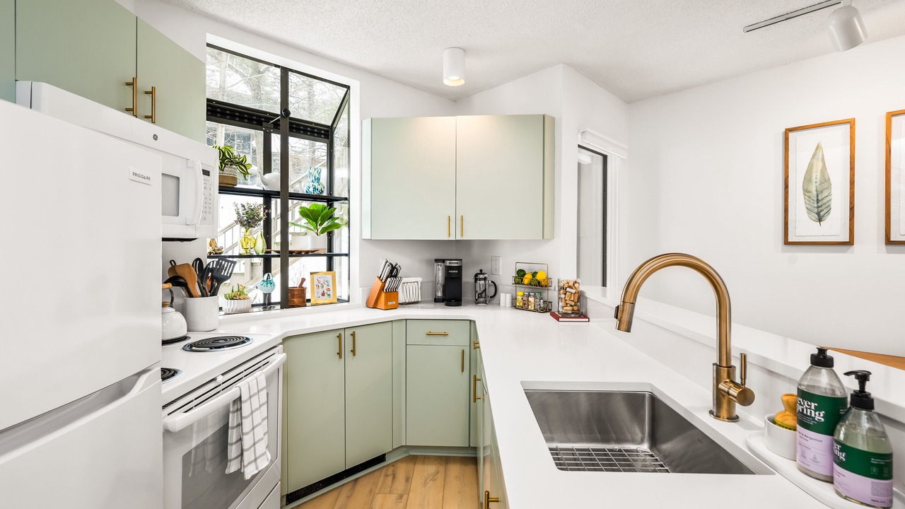 Photo of Kitchen in Maple City