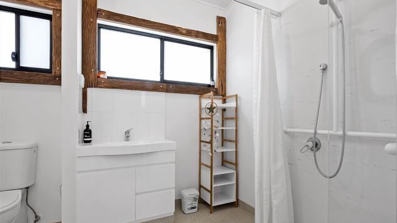 Photo of Bathroom in Lake Tyers Beach