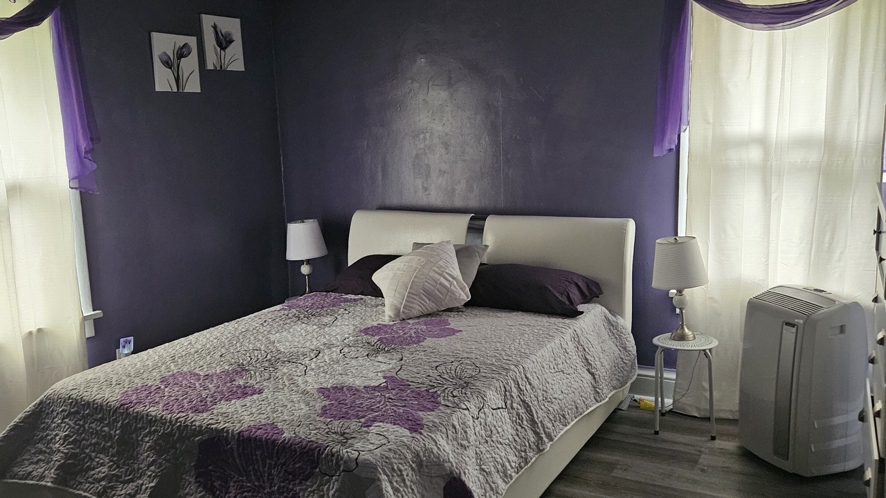Photo of Bedroom in Gary
