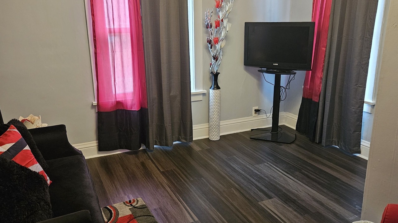 Photo of Livingroom in Gary