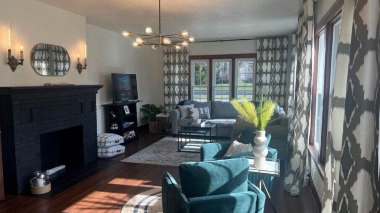 Photo of Livingroom in Michigan City
