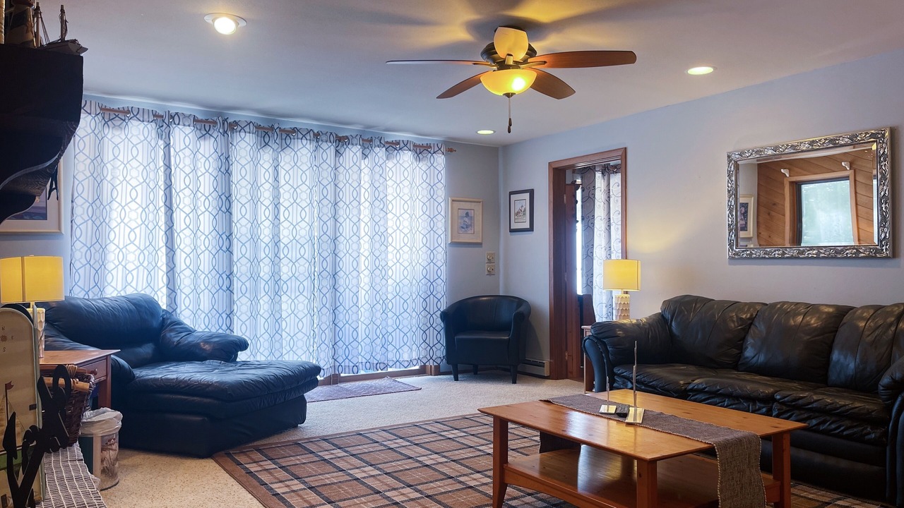 Photo of Livingroom in Sister Bay