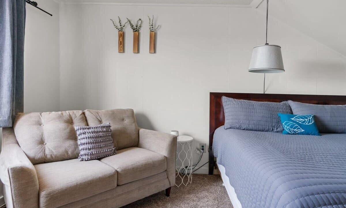 Photo of Bedroom in Mayfield