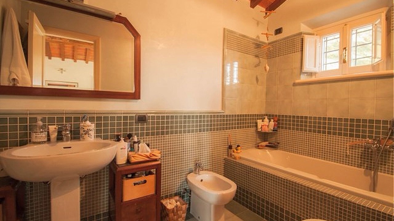 Photo of Bathroom in Camaiore