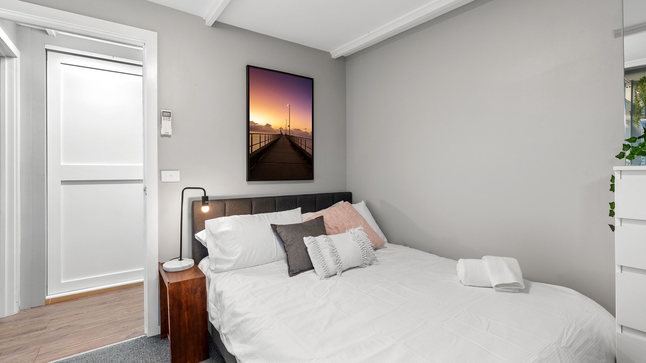 Photo of Bedroom in Bentleigh