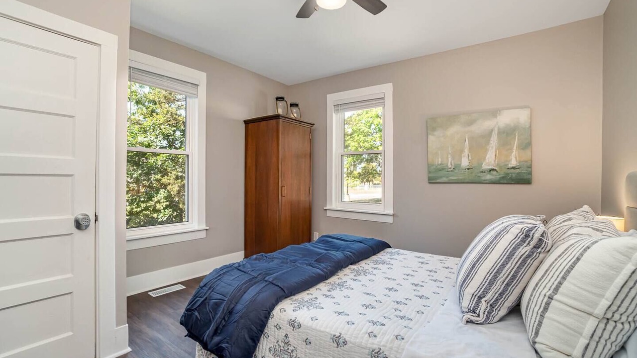 Photo of Bedroom in Michigan City