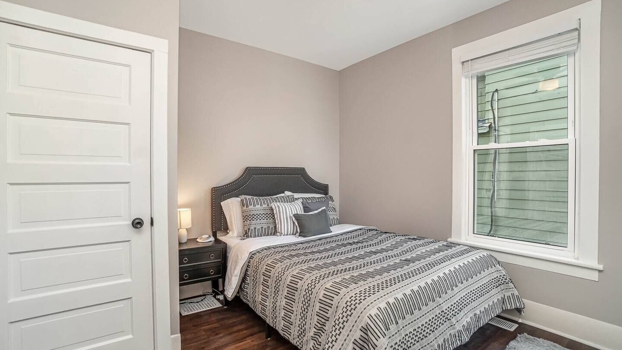 Photo of Bedroom in Michigan City