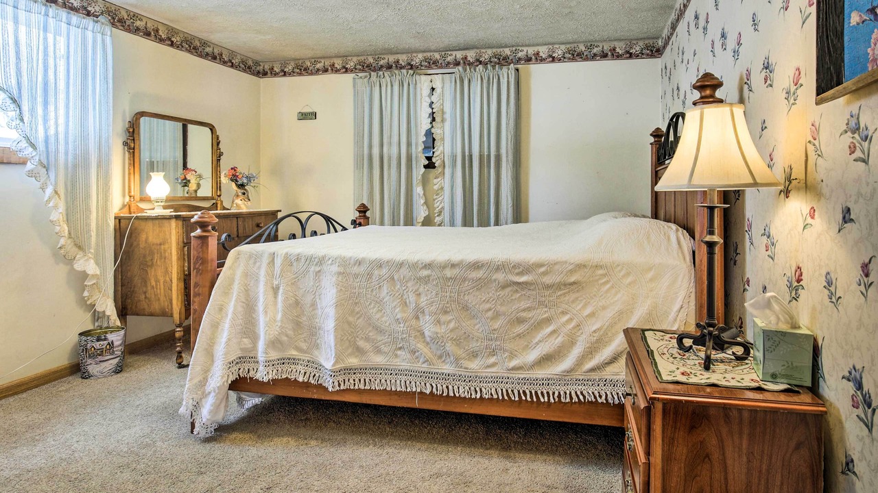 Photo of Bedroom in Chassell