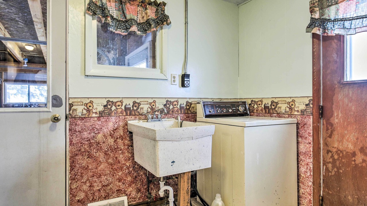 Photo of Bedroom in Chassell