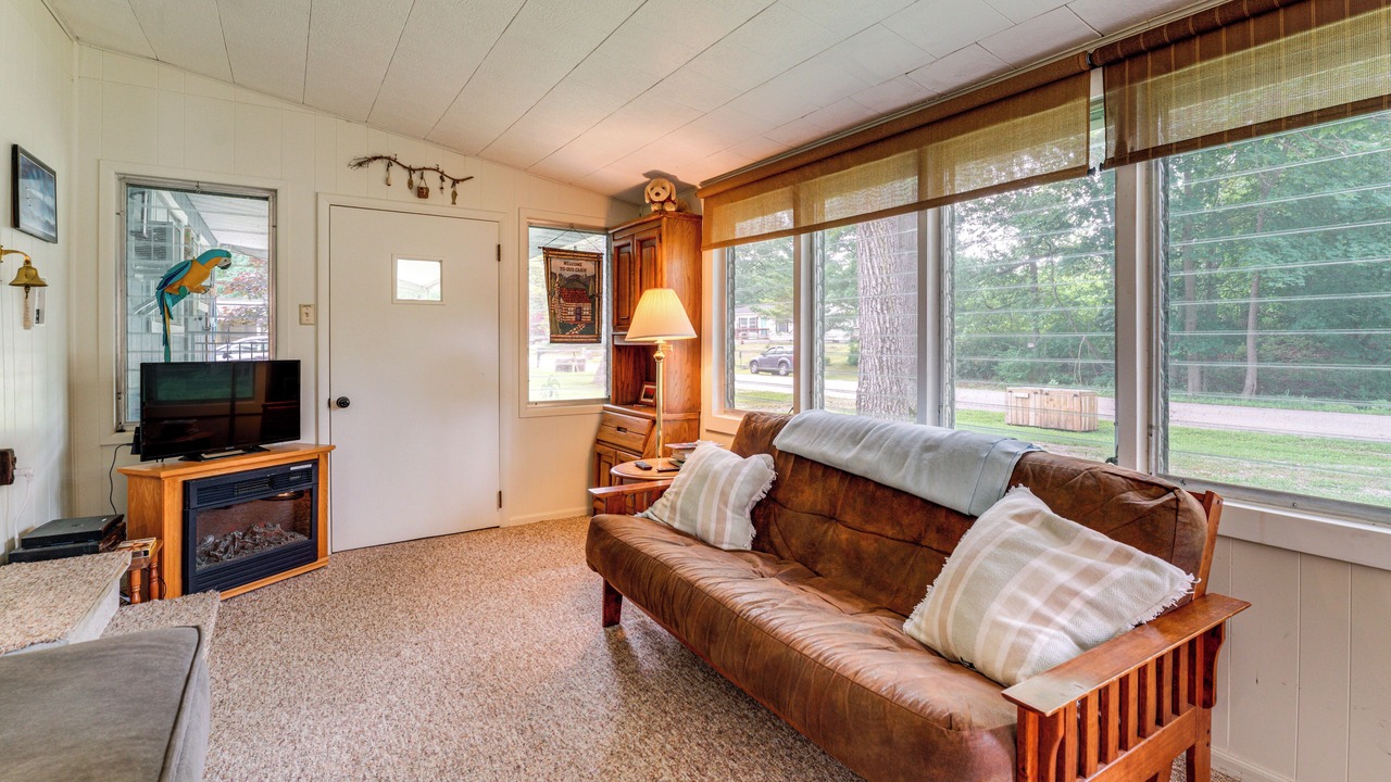 Photo of Livingroom in Caseville