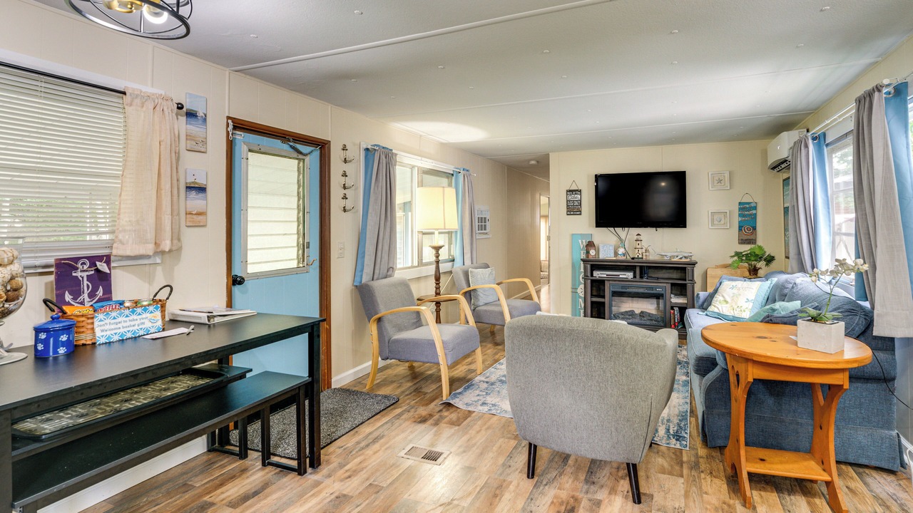 Photo of Livingroom in Caseville