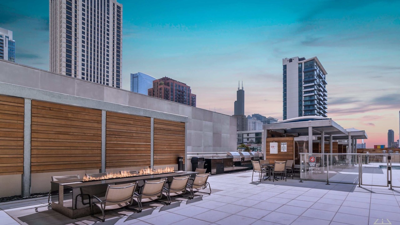 Photo of Outdoor in Downtown Chicago