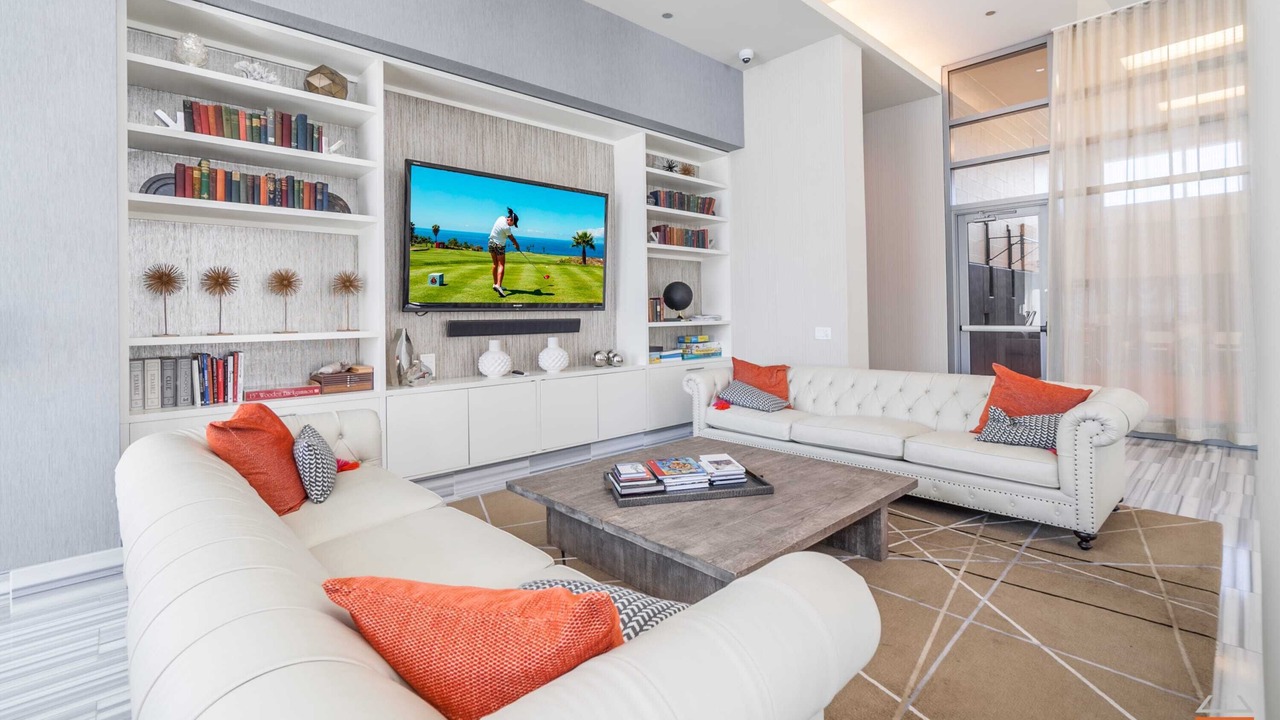 Photo of Livingroom in Downtown Chicago