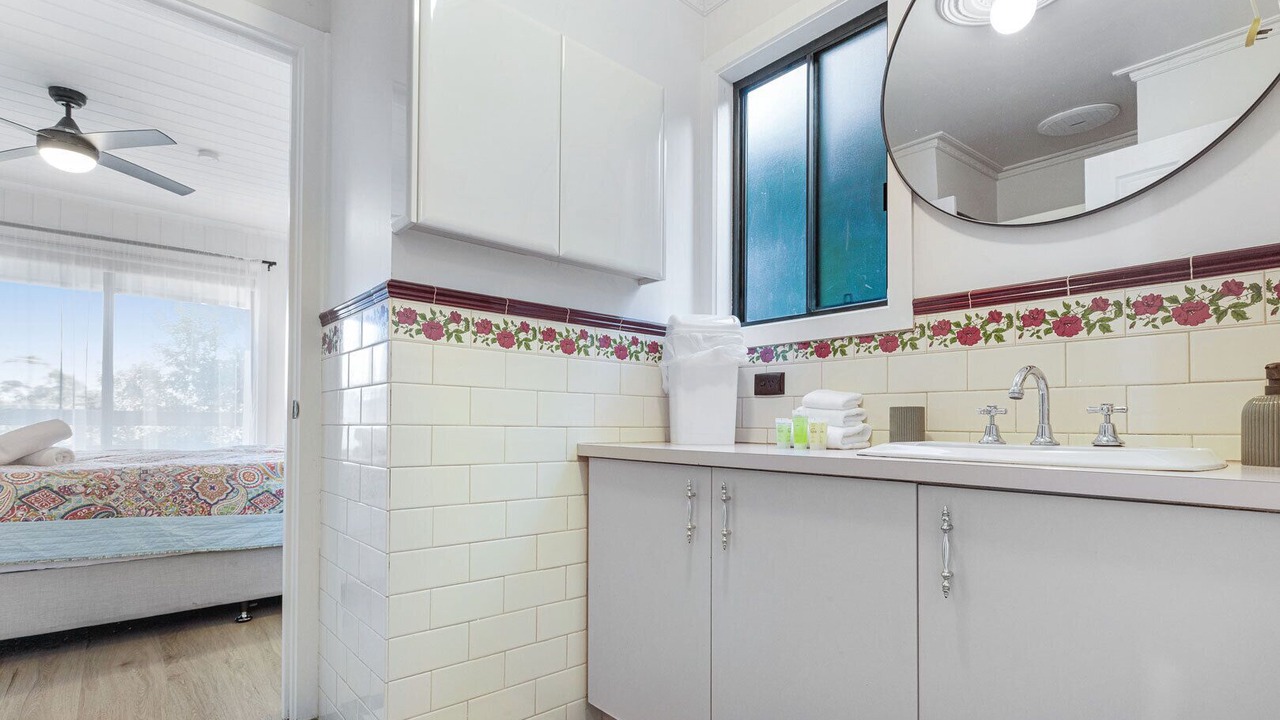 Photo of Bathroom in Lakes Entrance