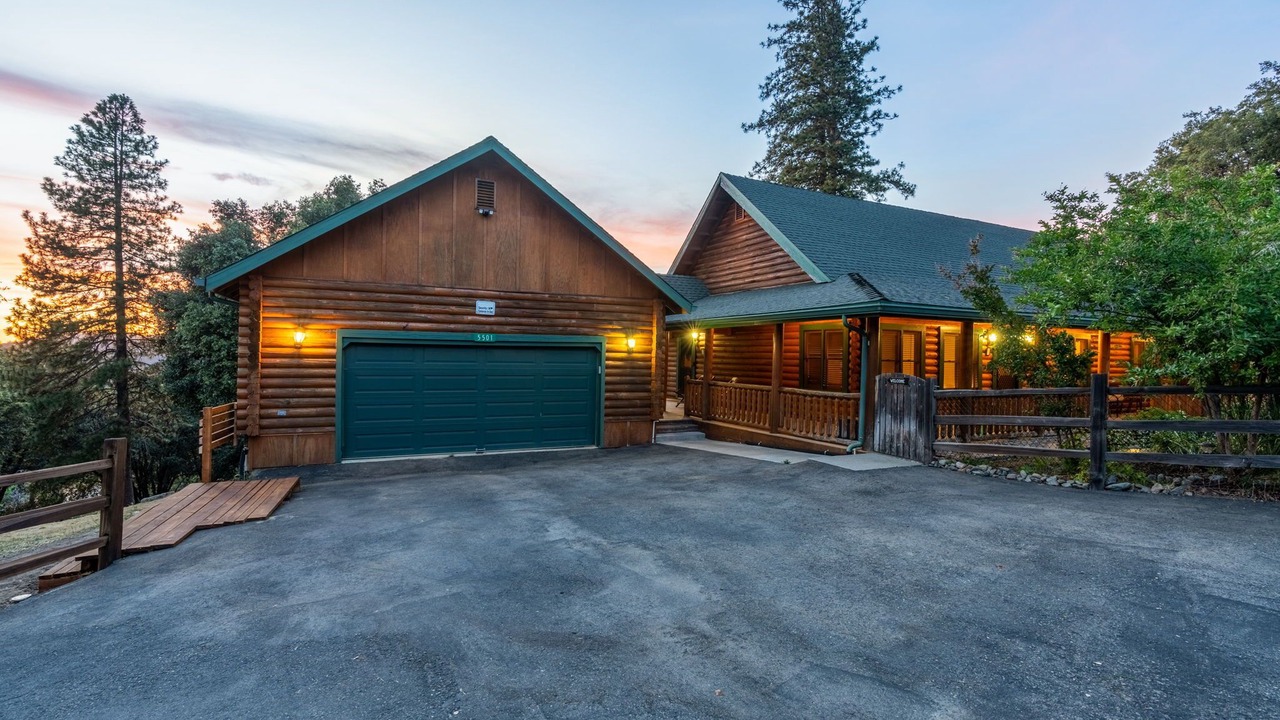 Photo of Outdoor in Mariposa