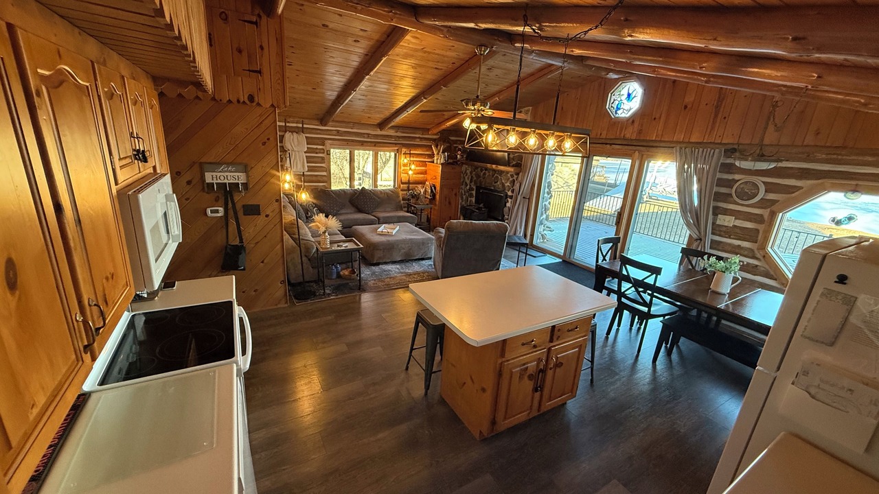 Photo of Kitchen in Suring