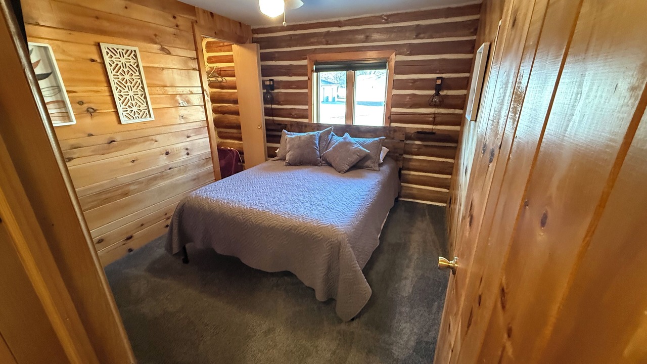 Photo of Bedroom in Suring
