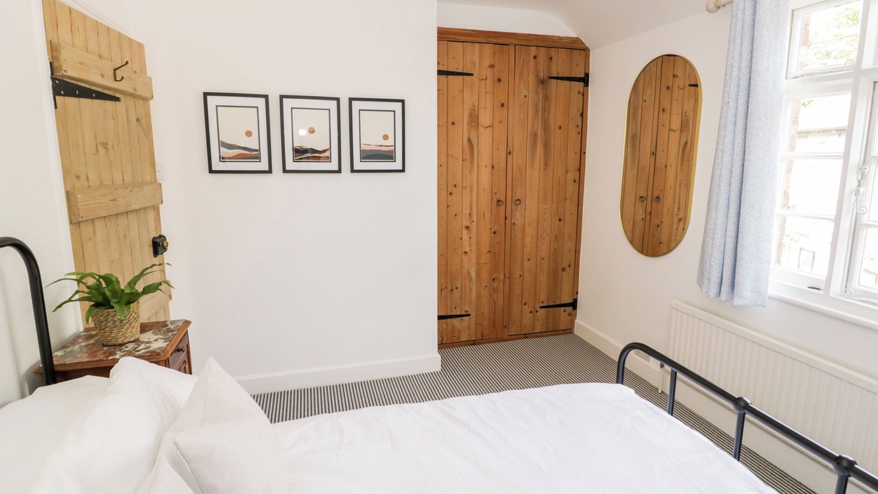 Photo of Bedroom in Sedgeberrow