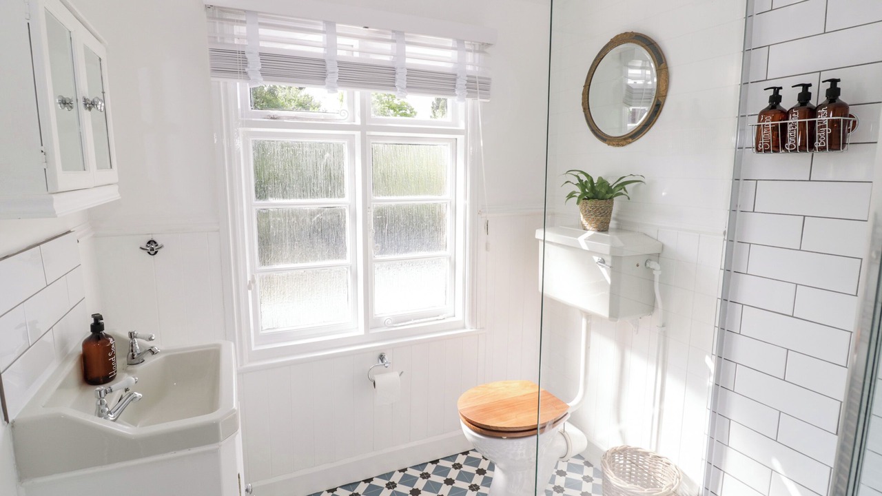 Photo of Bathroom in Sedgeberrow