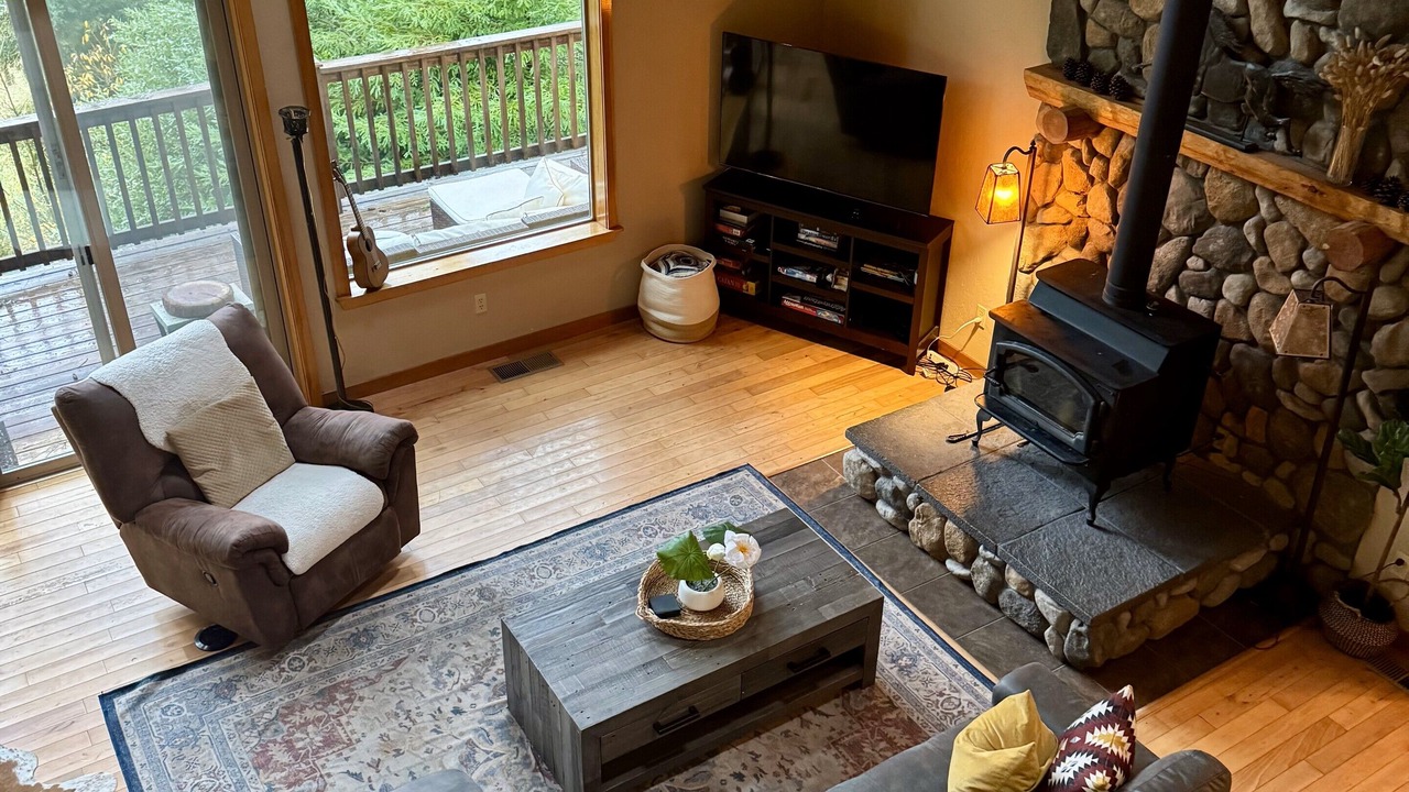 Photo of Livingroom in Crescent City