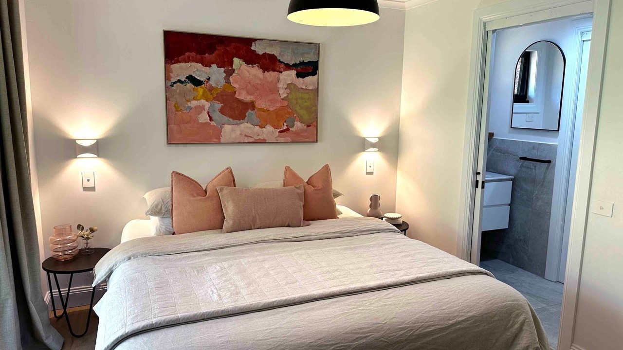 Photo of Bedroom in Leonards Hill
