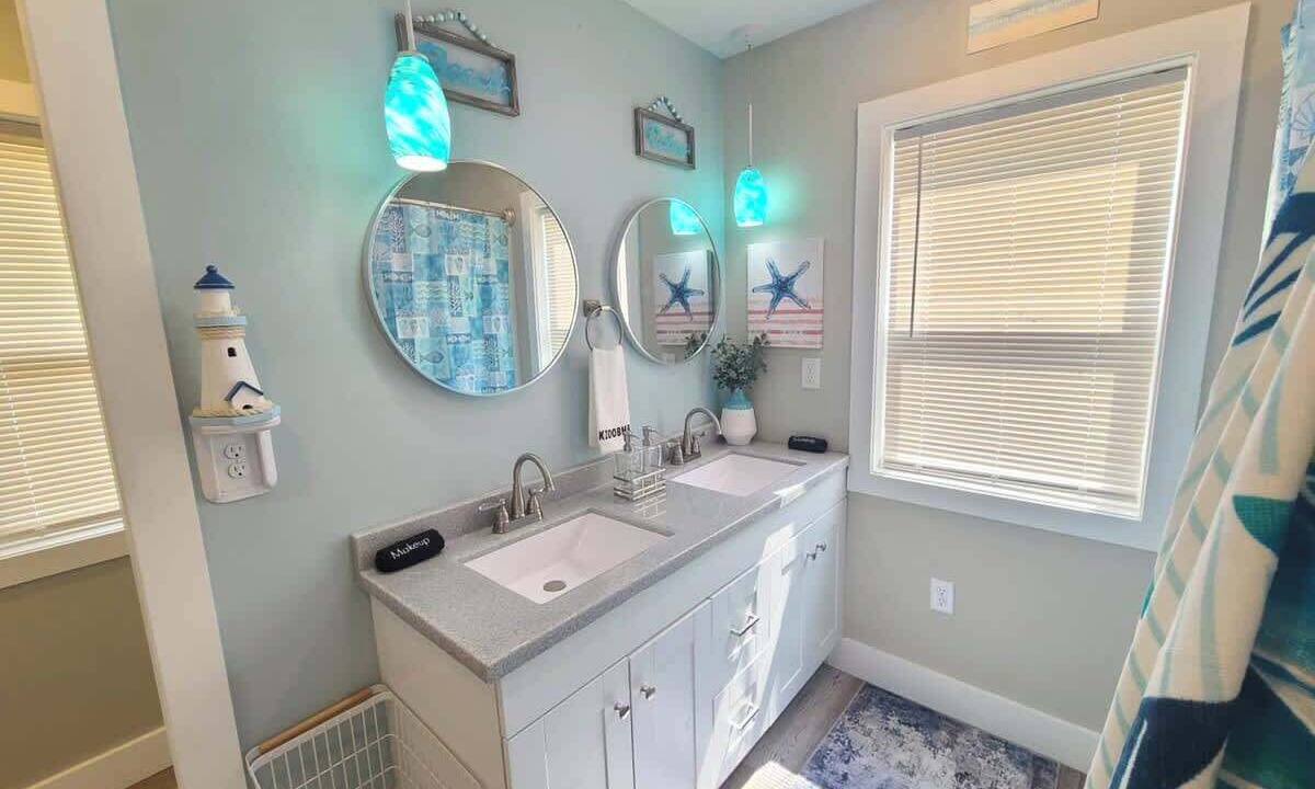 Photo of Bathroom in Portage