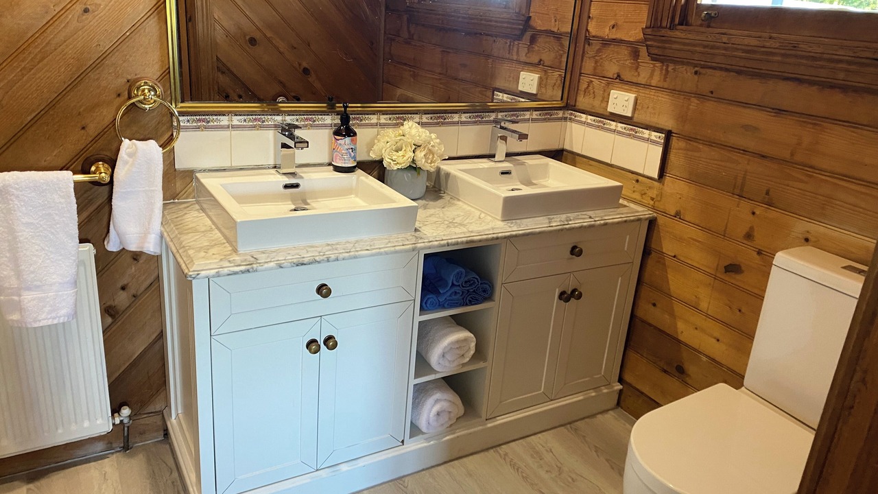 Photo of Bathroom in Bass