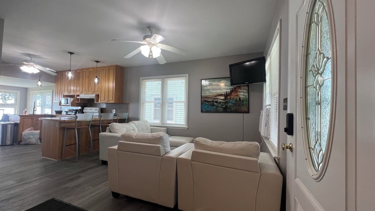 Photo of Livingroom in Anchorville