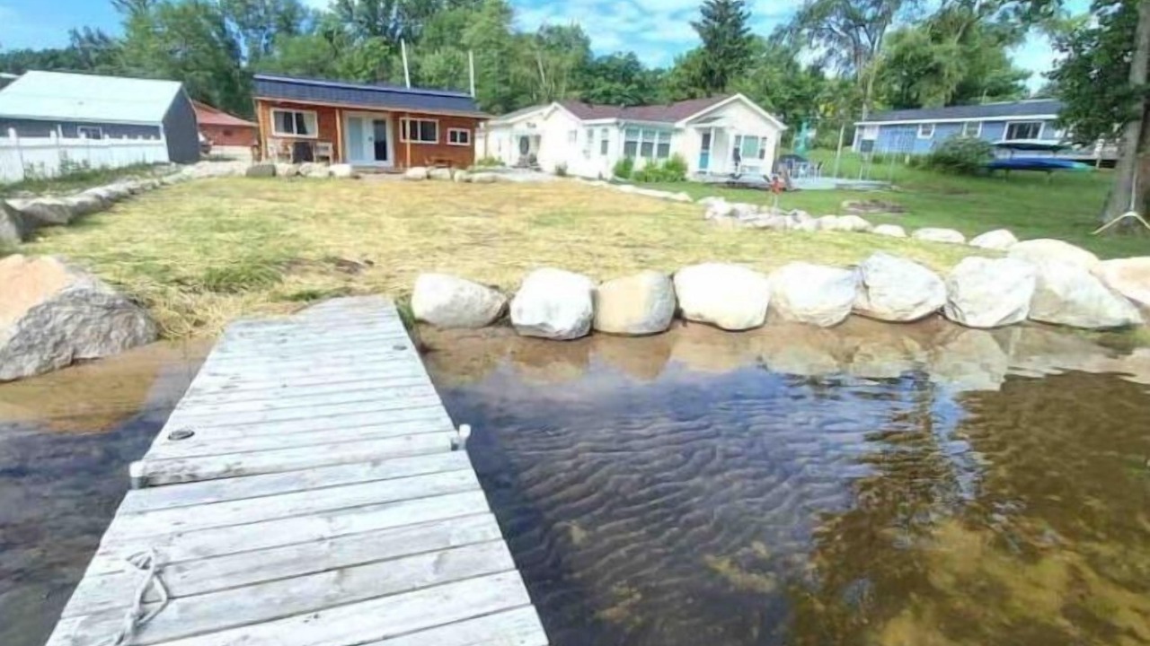 Photo of Outdoor in Six Lakes