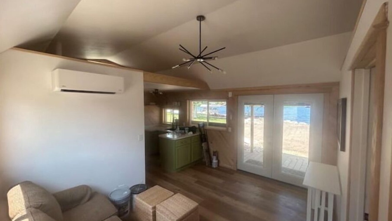 Photo of Livingroom in Six Lakes