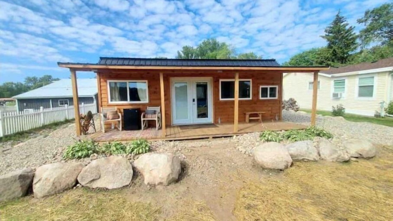 Photo of Outdoor in Six Lakes