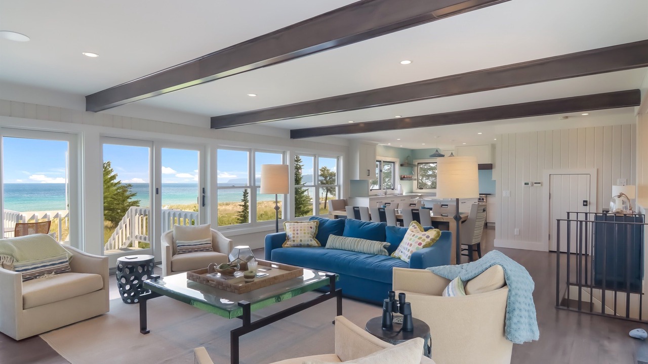 Photo of Livingroom in Glen Arbor