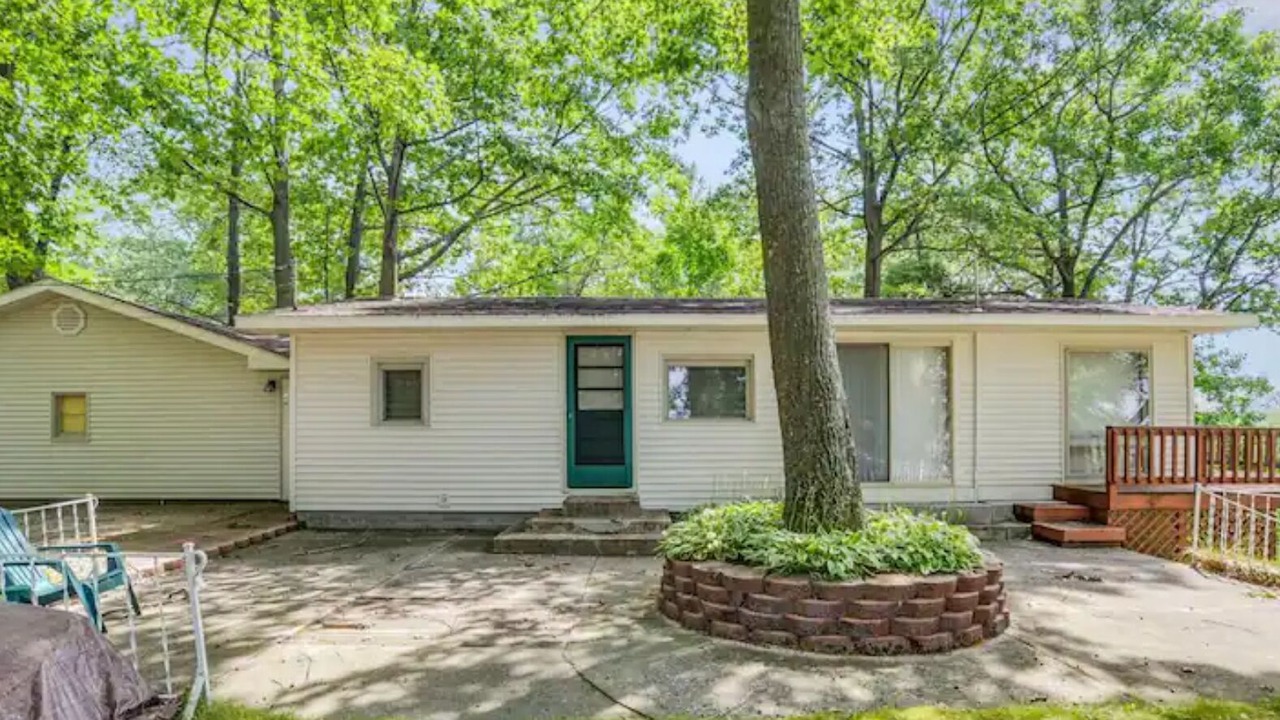 Photo of Outdoor in Lakeview