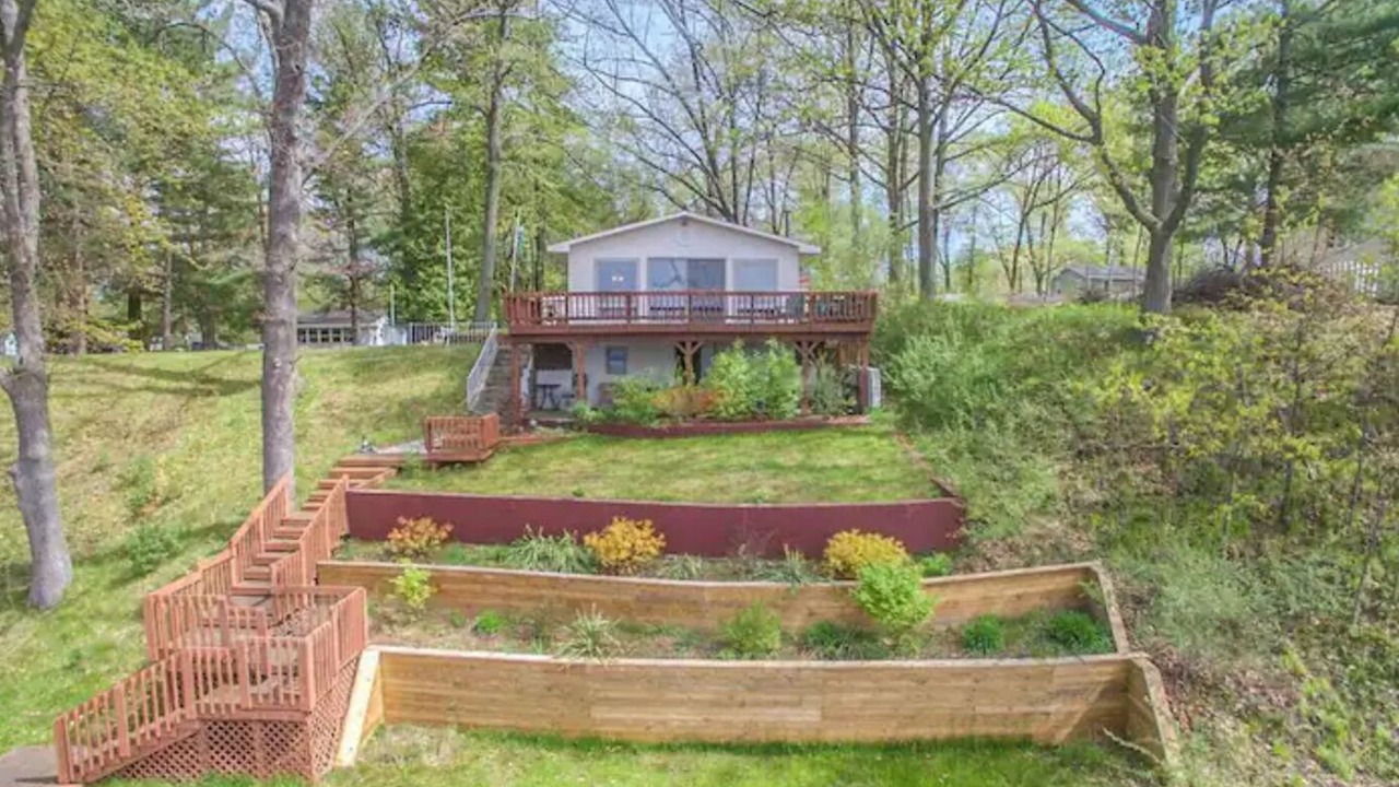 Photo of Outdoor in Lakeview