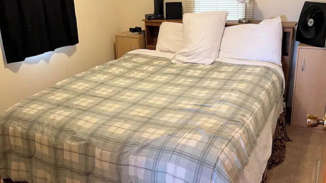 Photo of Bedroom in Lakeview