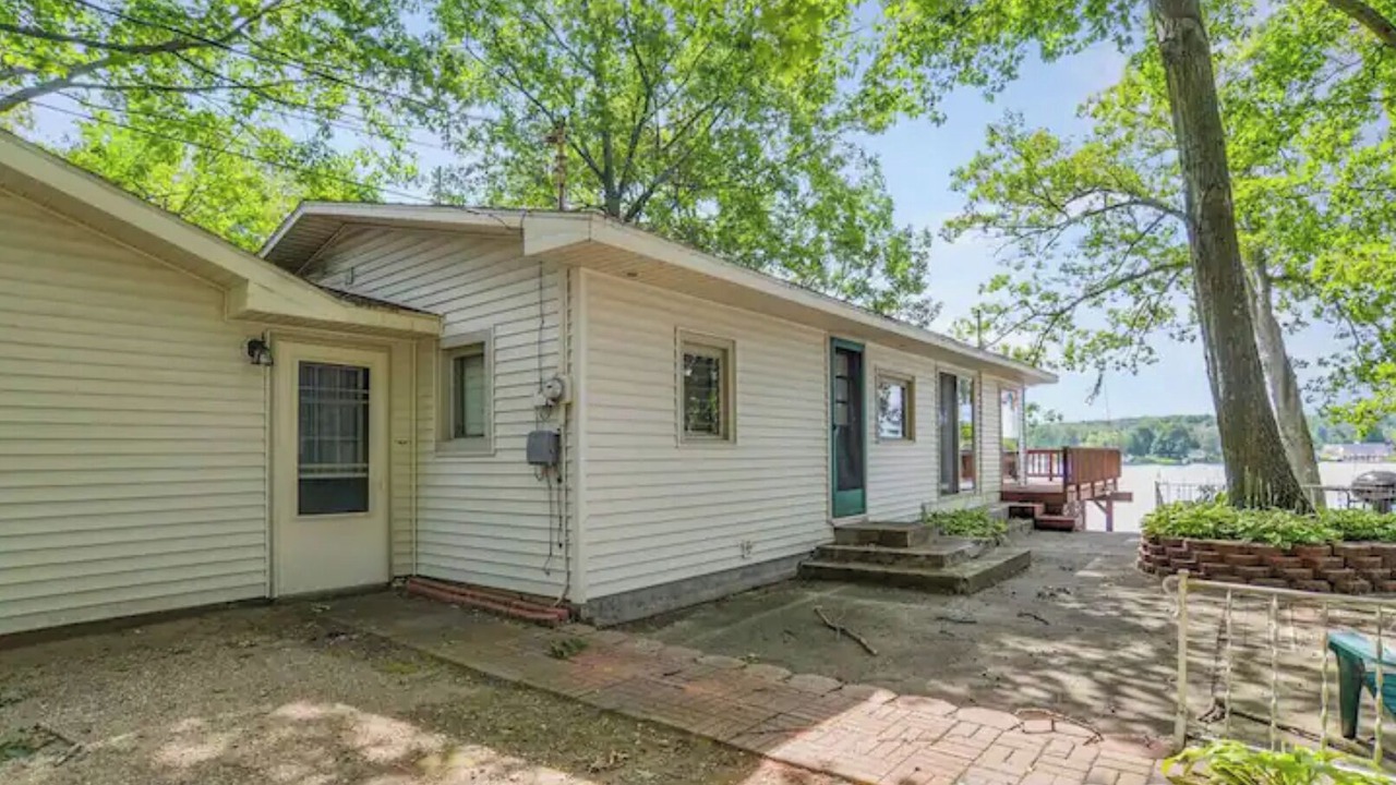 Photo of Outdoor in Lakeview
