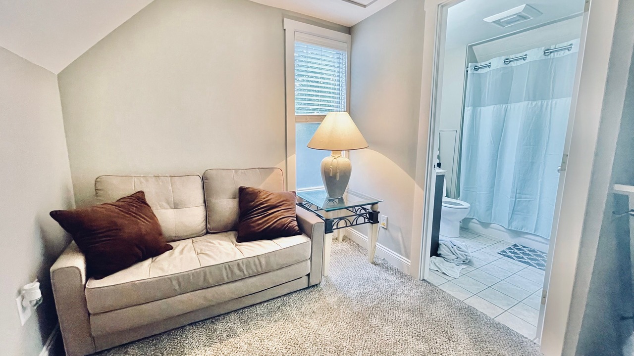 Photo of Livingroom in Milford