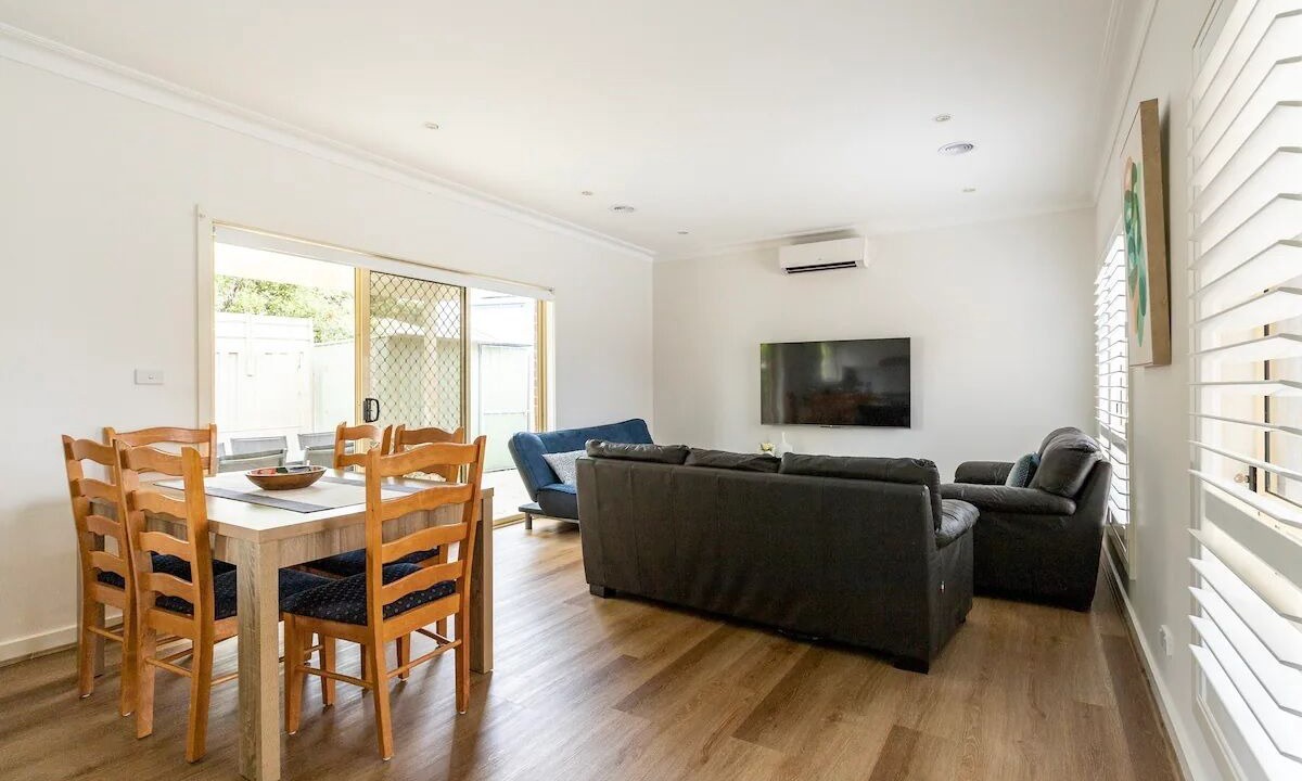 Photo of Livingroom in Rosebud